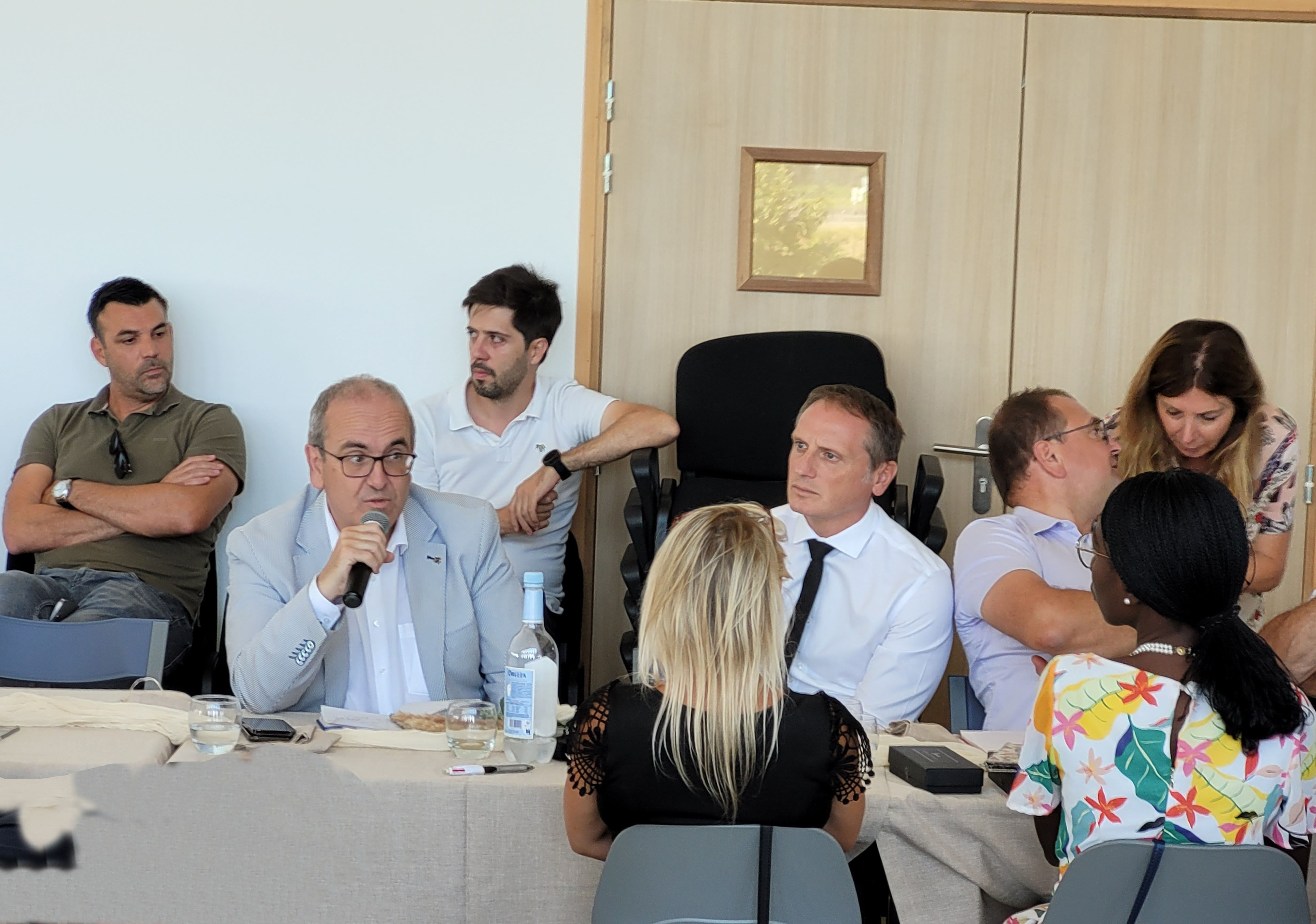 Premier carreau de producteurs agricoles corses Premier carreau de producteurs agricoles corses